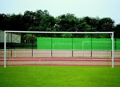 Jobasport Fußballtor - 7,32 x 2,44 m, in Bodenhülsen, DIN/GS, freie Netzaufhängung